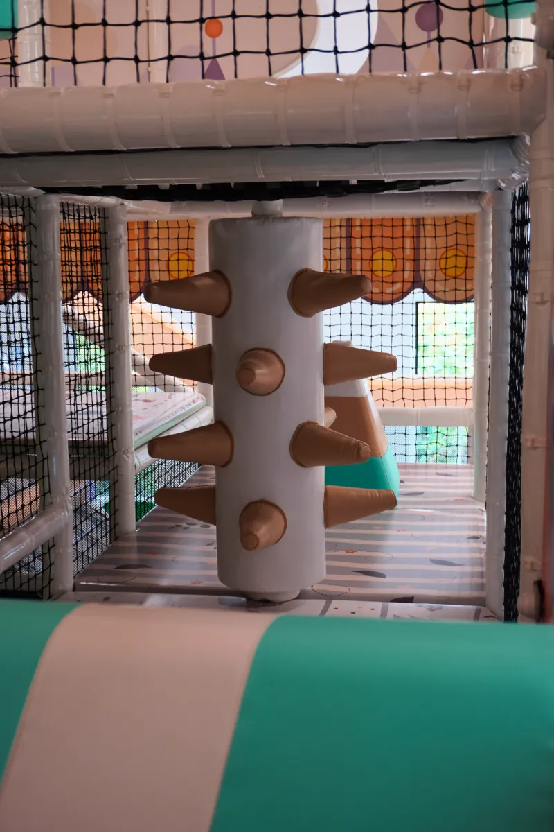 Detail der Spielanlage – Ententini Indoor-Spielplatz